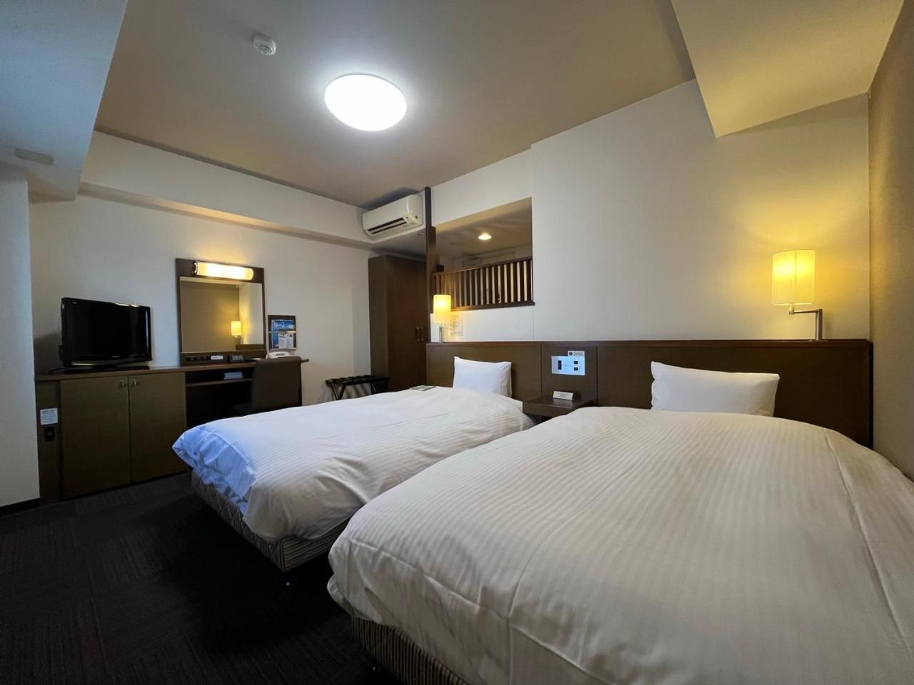 Hotel Route-Inn Niigata Nishi Inter Exterior photo